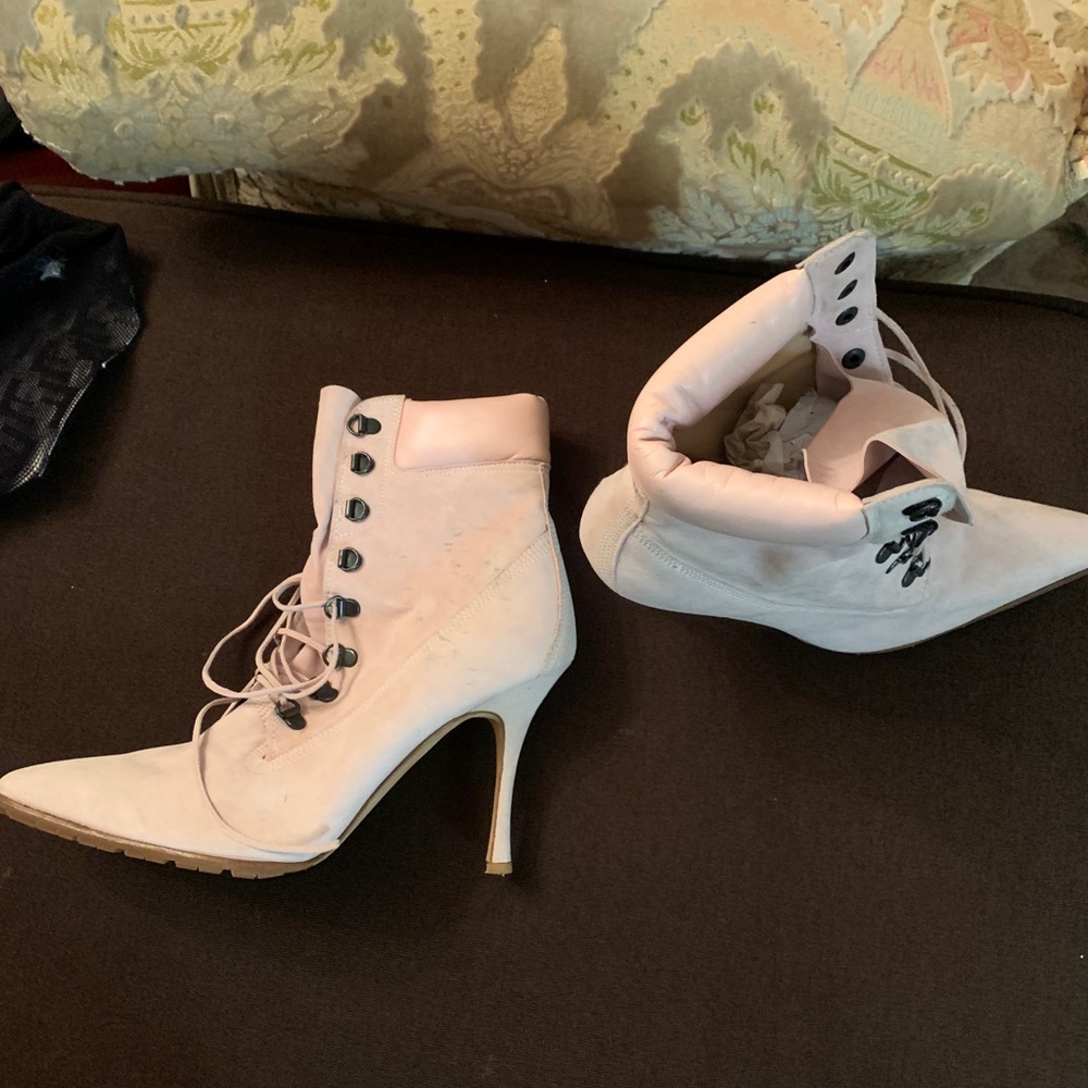 Manolo Blahnik Oklamod Timberland